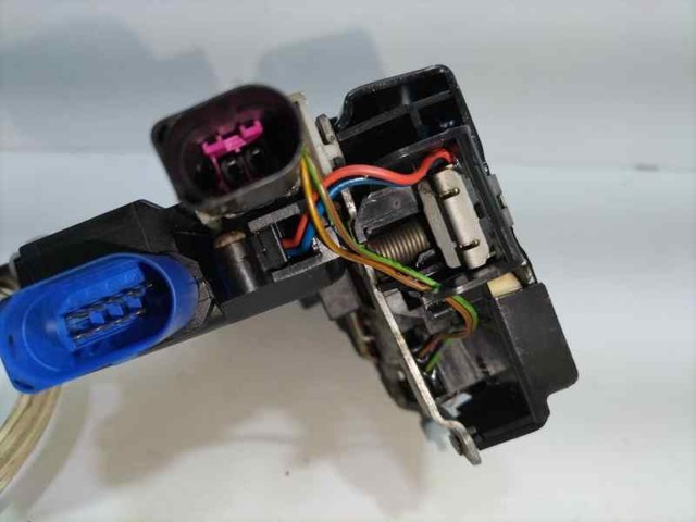 VAG 3D1837016A Cerradura de puerta delantera derecha  comprar en Ponferrada