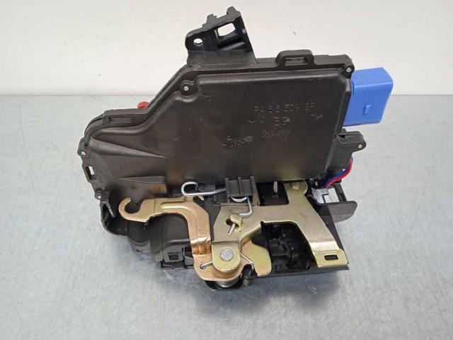 3D1837016A VAG Cerradura de puerta delantera derecha  disponible Alicante