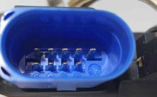 VAG 3D1837016A Cerradura de puerta delantera derecha comprar Tarragona