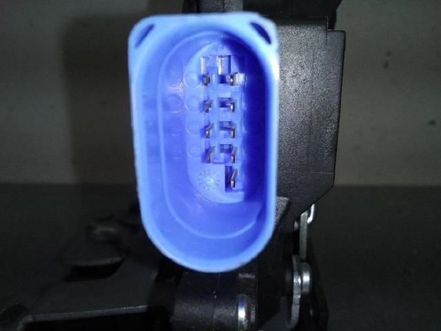 3D1837016AC VAG Cerradura de puerta delantera derecha  comprar en Oviedo
