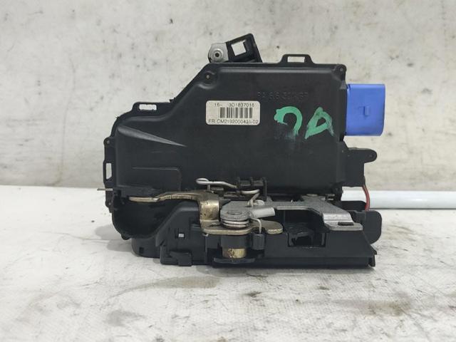 3D1837016AC Cerradura de puerta delantera derecha  comprar en Reus
