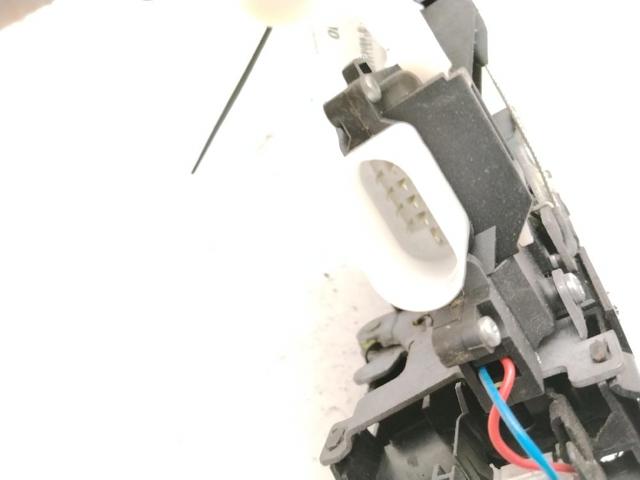 3D1837016AE VAG Cerradura de puerta delantera derecha  en stock Huelva
