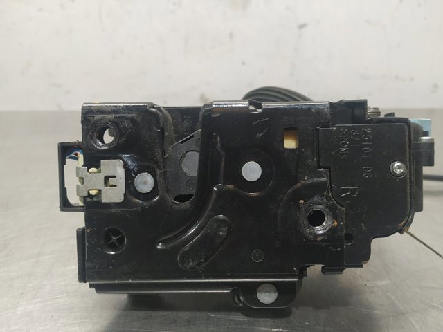 3D1837016AQ Cerradura de puerta delantera derecha  en stock Granada