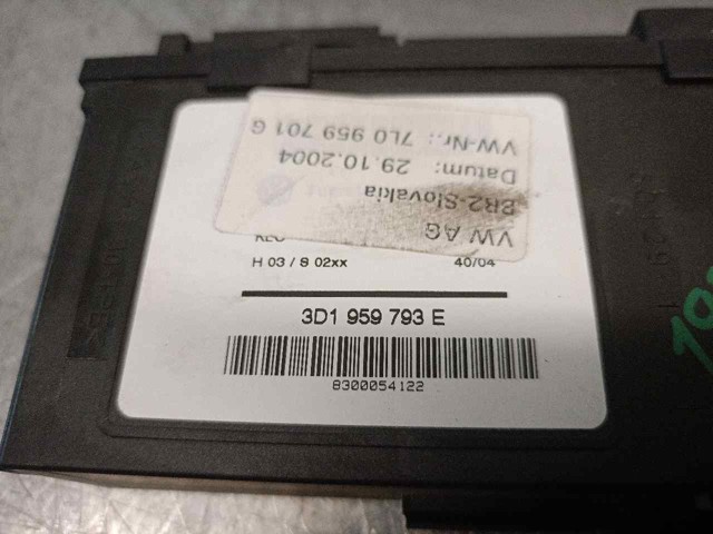 3D1959793E Motor del elevalunas de la puerta delantera izquierda  comprar en Reus