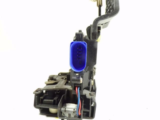 3D2837015K Cerradura de puerta delantera izquierda  comprar en Zaragoza