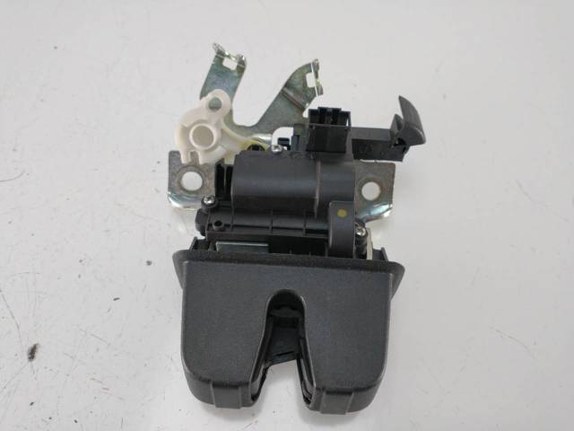 3G0827503C Cerradura de tapa de maletero  comprar en Pontevedra
