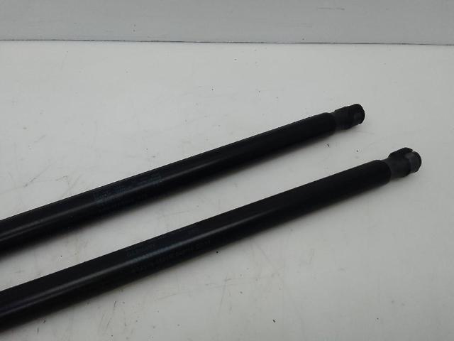 Muelle neumatico maletero Passat  familiar (2015-2026) original desde 18,27 €