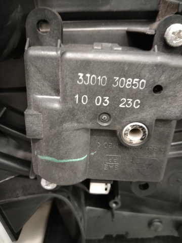3J01030850 NISSAN Motor de recirculación de aire  comprar en Lleida