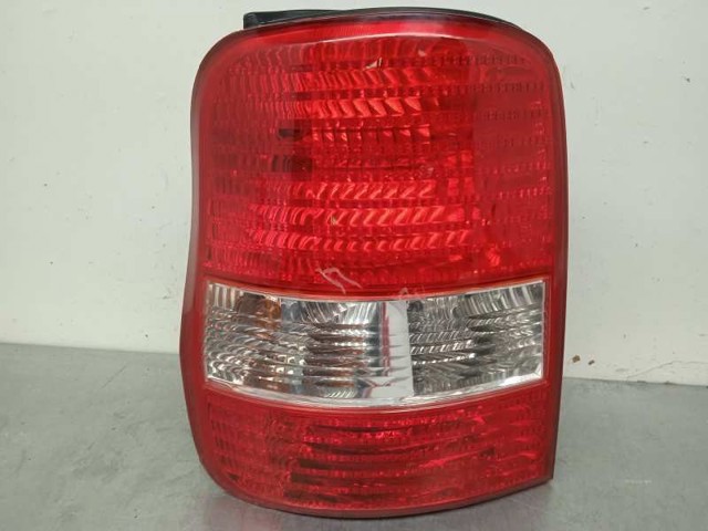 3K54A51160 Piloto trasero izquierdo  en stock Sabadell