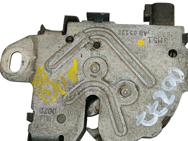 FORD 3M5116700 Cerradura de capó  en stock Terrassa