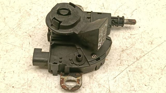 3M5116700 Cerradura del capó  disponible Burgos