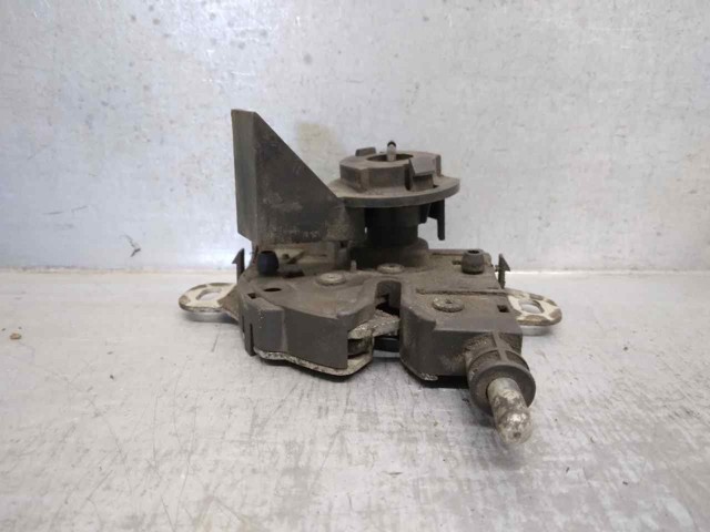 3M5116700AC Cerradura de capó  en stock Granada