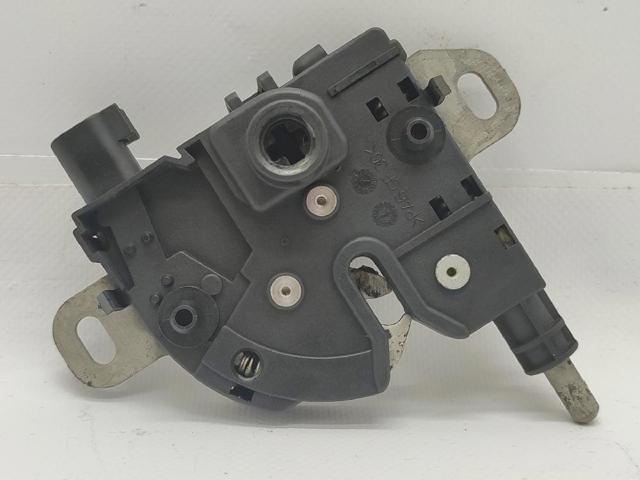 3M5116700AC Cerradura del capó  comprar en Zaragoza