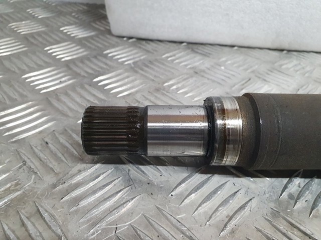 3M513B436DAF Semieje delantero derecho  disponible Utrera