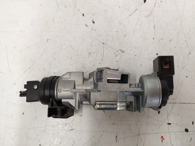3M513F880AD MAZDA Cerradura de encendido  comprar en Jaén