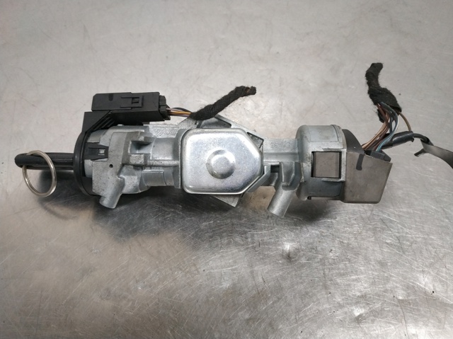 3M513F880AD Ford