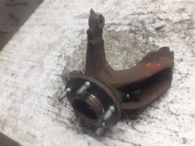 FORD 3M513K170BH Mangueta delantera derecha  en stock Salamanca