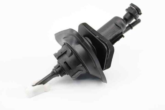 3M517A543AE Cilindro maestro de embrague  disponible Málaga