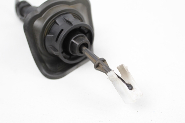 3M517A543AE FORD Cilindro maestro de embrague comprar Madrid