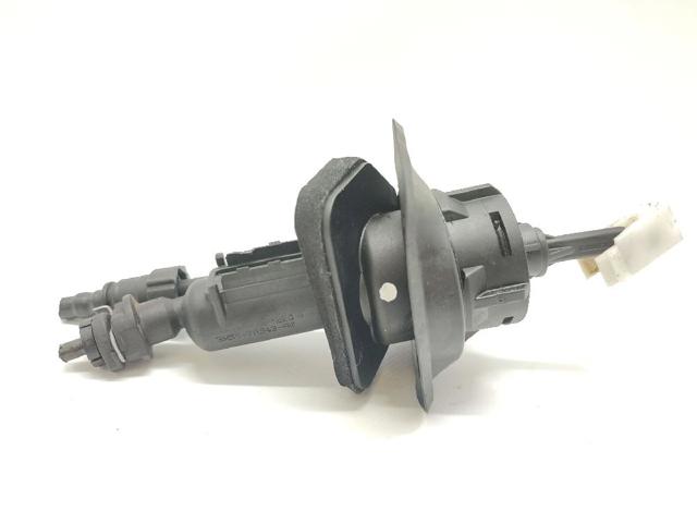 Bomba de embrague 5 I monovolumen (2005-2007) original desde 47,04 €