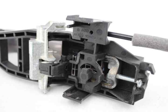 FORD 3M51R224A36AE Soporte de manija exterior de puerta delantera izquierda  en stock Valencia