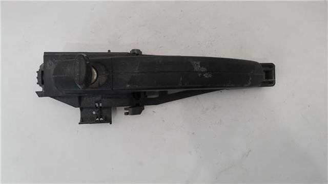 FORD 3M51R224A36AE Soporte de manija exterior de puerta delantera izquierda  en stock Terrassa