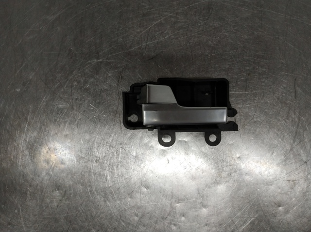 FORD 3M51R22601 Manija interior de puerta delantera izquierda  disponible Valladolid