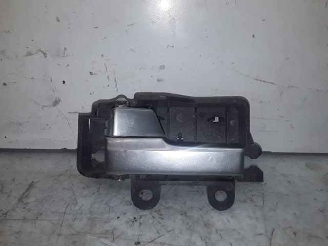 3M51R22601 Manija interior de puerta delantera izquierda  comprar en Reus