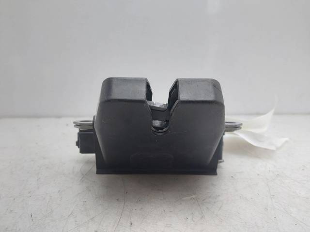 3M51R442A66AR Cerradura de maletero comprar Almería