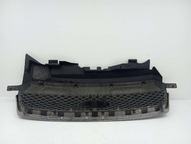 3M51R8138 Parrilla del radiador  comprar en Zaragoza