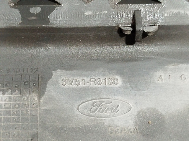 3M51R8138 Parrilla del radiador  disponible Málaga