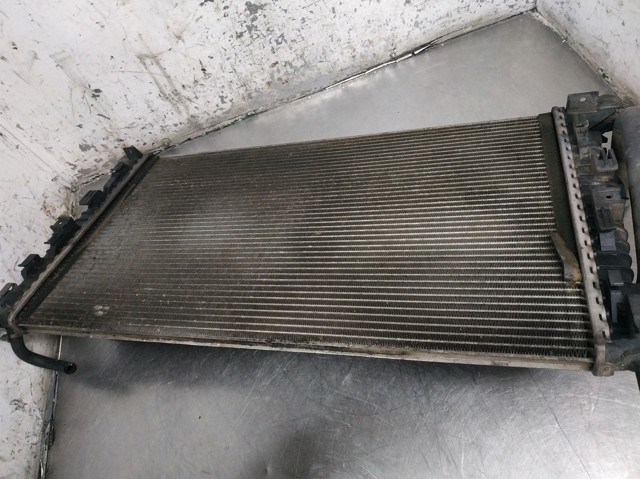 3M5H8005RK FORD Radiador de refrigeración del motor  comprar en Lleida