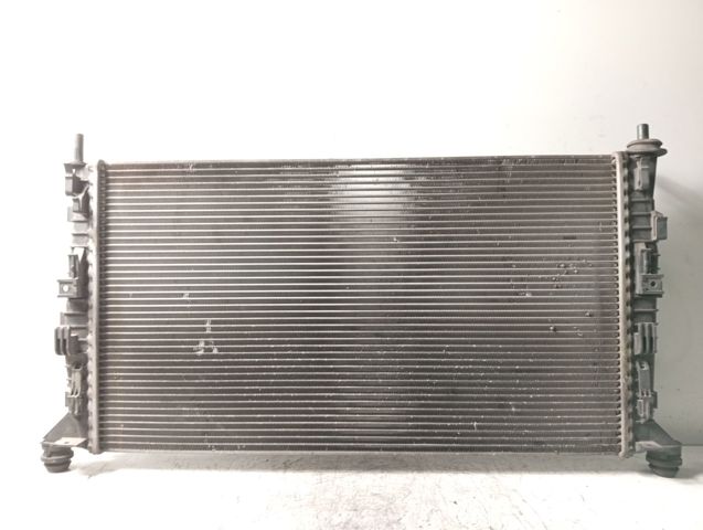 FORD 3M5H8005RK Radiador de refrigeración del motor  disponible Valladolid