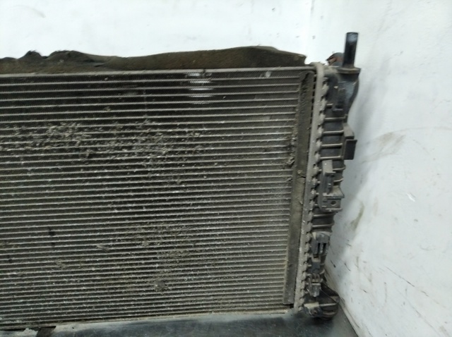 FORD 3M5H8005TI Radiador  en stock Valencia
