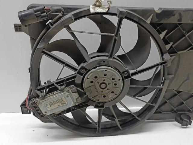 3M5H8C607RH Difusor del radiador de refrigeración con motor y hélice  disponible Utrera