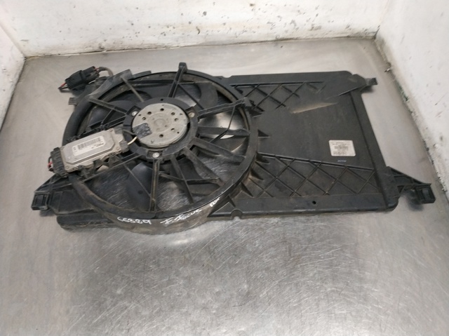FORD 3M5H8C607RJ Ventilador de radiador  en stock Valencia