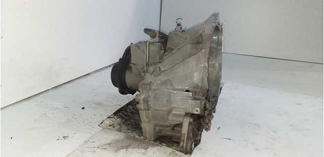 3M5R7002NB Caja de cambios  en stock Granada