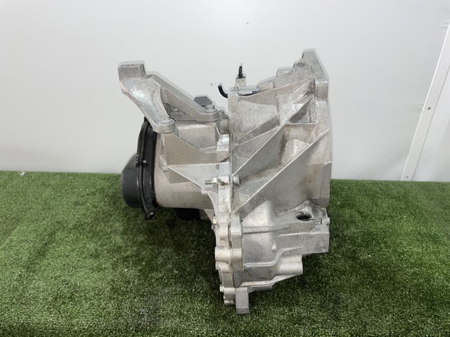 3M5R7002ND Ford