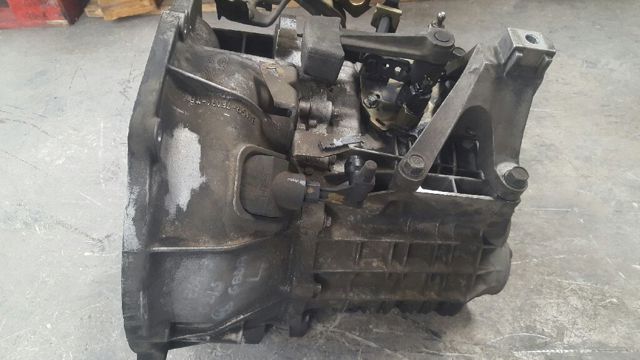 3M5R7002YF Mazda