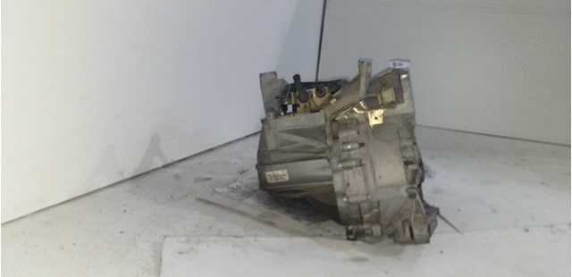 MAZDA 3M5R7002YG Caja de cambios  en stock Terrassa