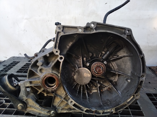 3M5R7F096YF Ford
