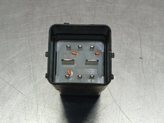 3M5T12A343AA Relé de bujías de precalentamiento  disponible Málaga