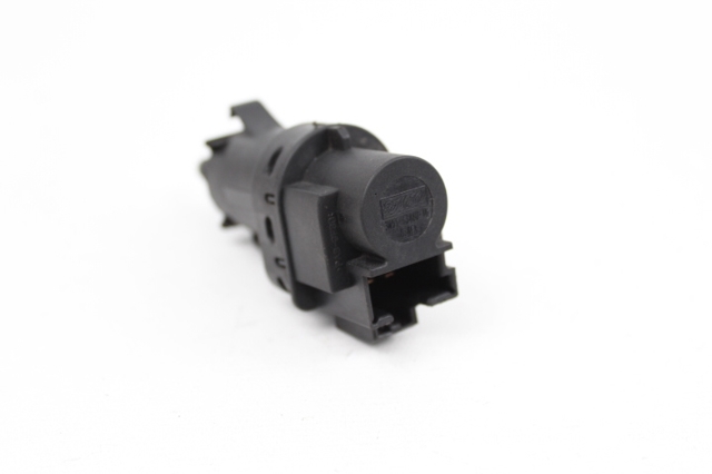 3M5T13480AB Interruptor de luz de freno  disponible Burgos