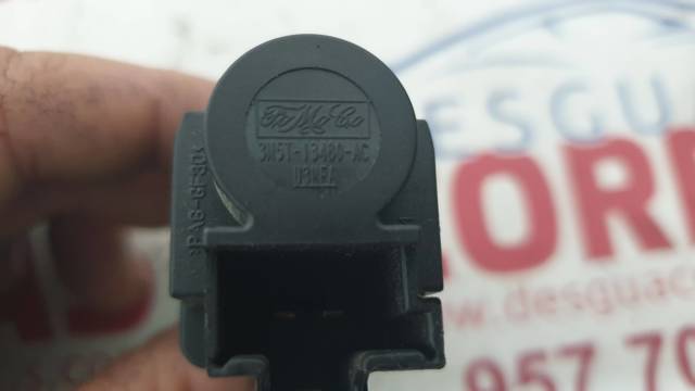 3M5T13480AC FORD Interruptor de luz de freno  en stock Córdoba