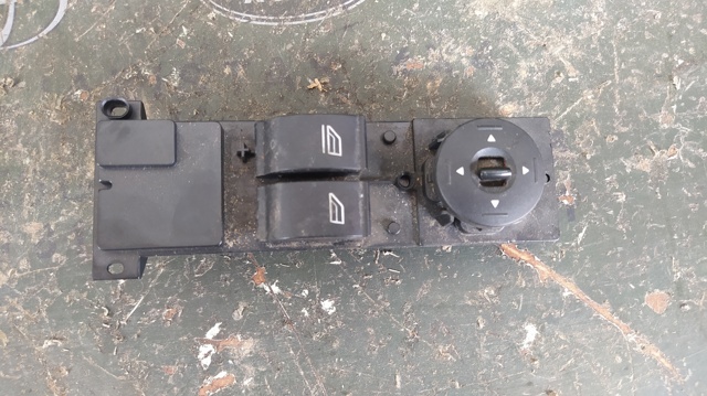 3M5T14529CF Interruptor de elevalunas delantera izquierda comprar Sevilla
