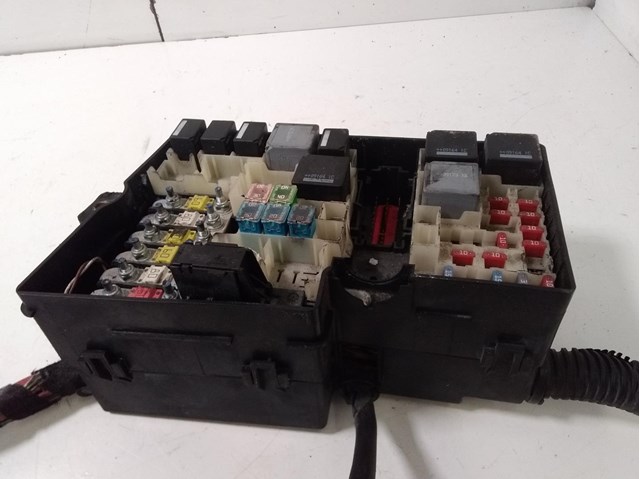 Caja reles / fusibles para ford kuga i 2.0 tdci 4x4 g6dg 3M5T14A142AB