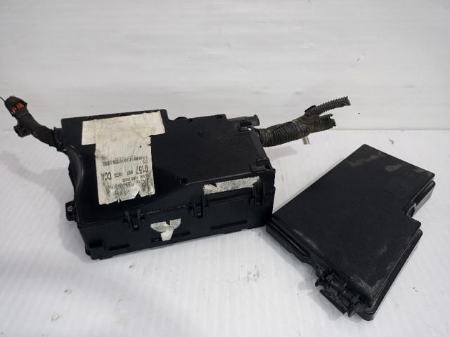 3M5T14A142AB Carcasa de la caja de fusibles  en stock Sabadell