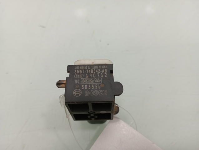 3M5T14B342AB Land Rover