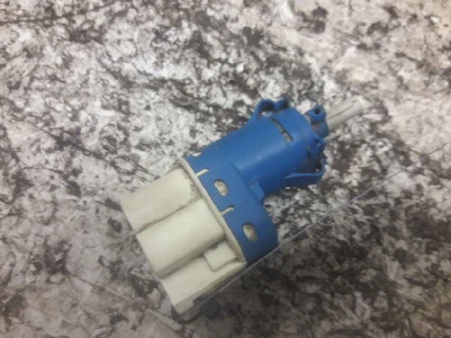 3M5T9C872AB Interruptor de luz de freno  comprar en Zaragoza
