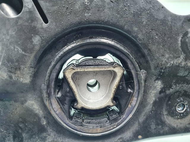 3Q0199315D VAG Subchasis delantero soporte motor  comprar en Jaén